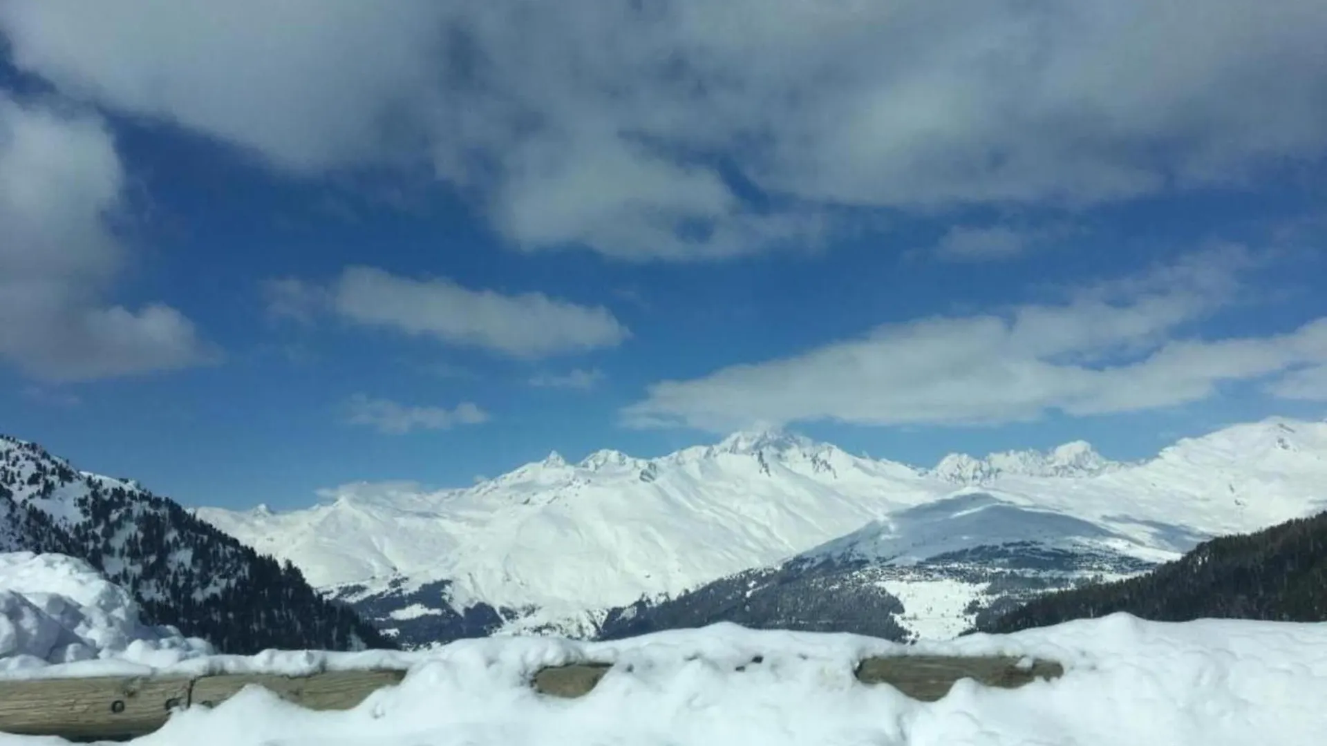 Cozy Rustic Apartment With A Fireplace And Wi-Fi In Arc 2000 Les Arcs  0*, Les Arcs (Savoie)